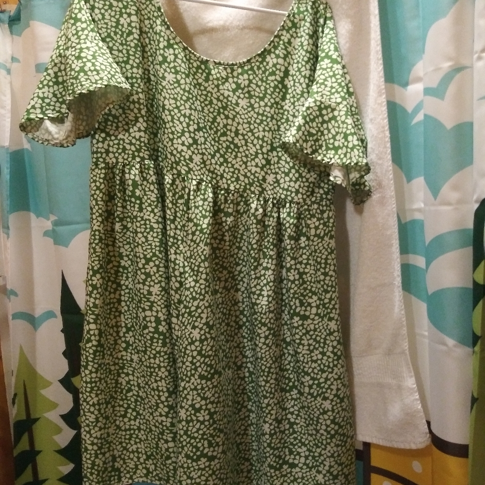 Dress - Picture 5 of 16